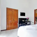 4Bnb - Cavour Square Apartment